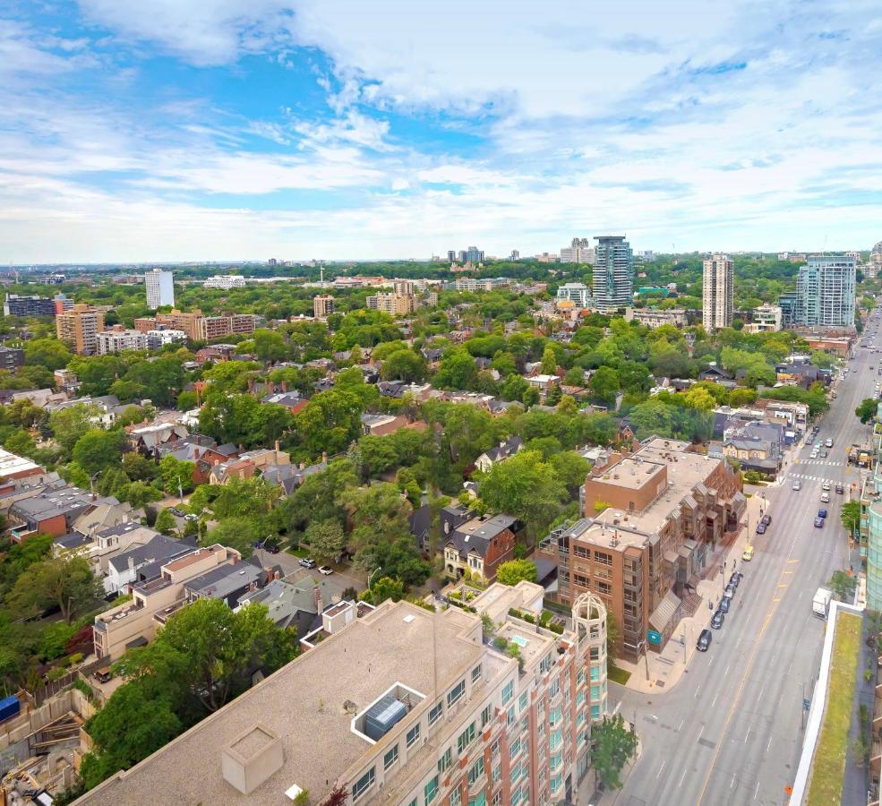 Luxury 2-Bedroom Apartment In Yorkville With The Best City View In Downtown 多伦多 外观 照片